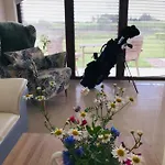 Lighthouse Golf Private - And Blue Будинок відпочинку