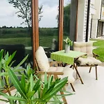 Lighthouse Golf Private - And Blue Будинок відпочинку Балчик