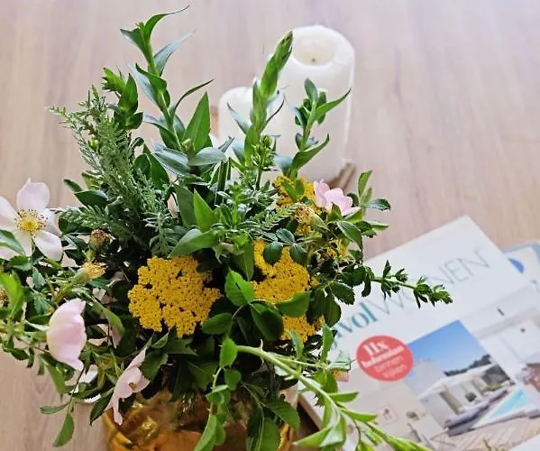 Lighthouse Golf Private - And Blue